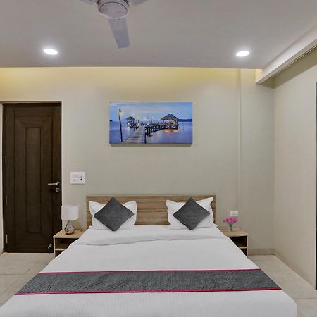 Townhouse Xanthe Hotell Noida Exteriör bild