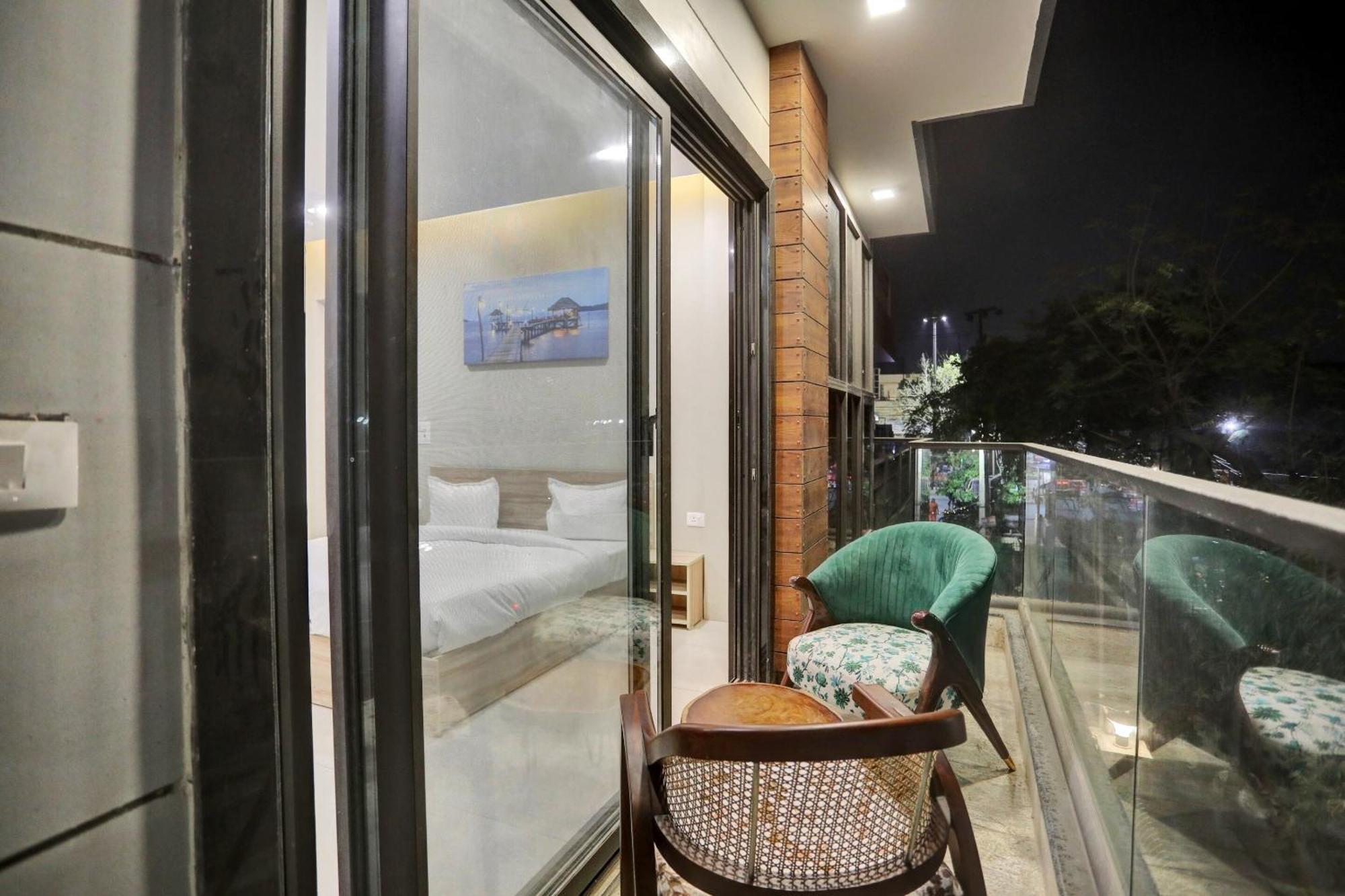 Townhouse Xanthe Hotell Noida Exteriör bild