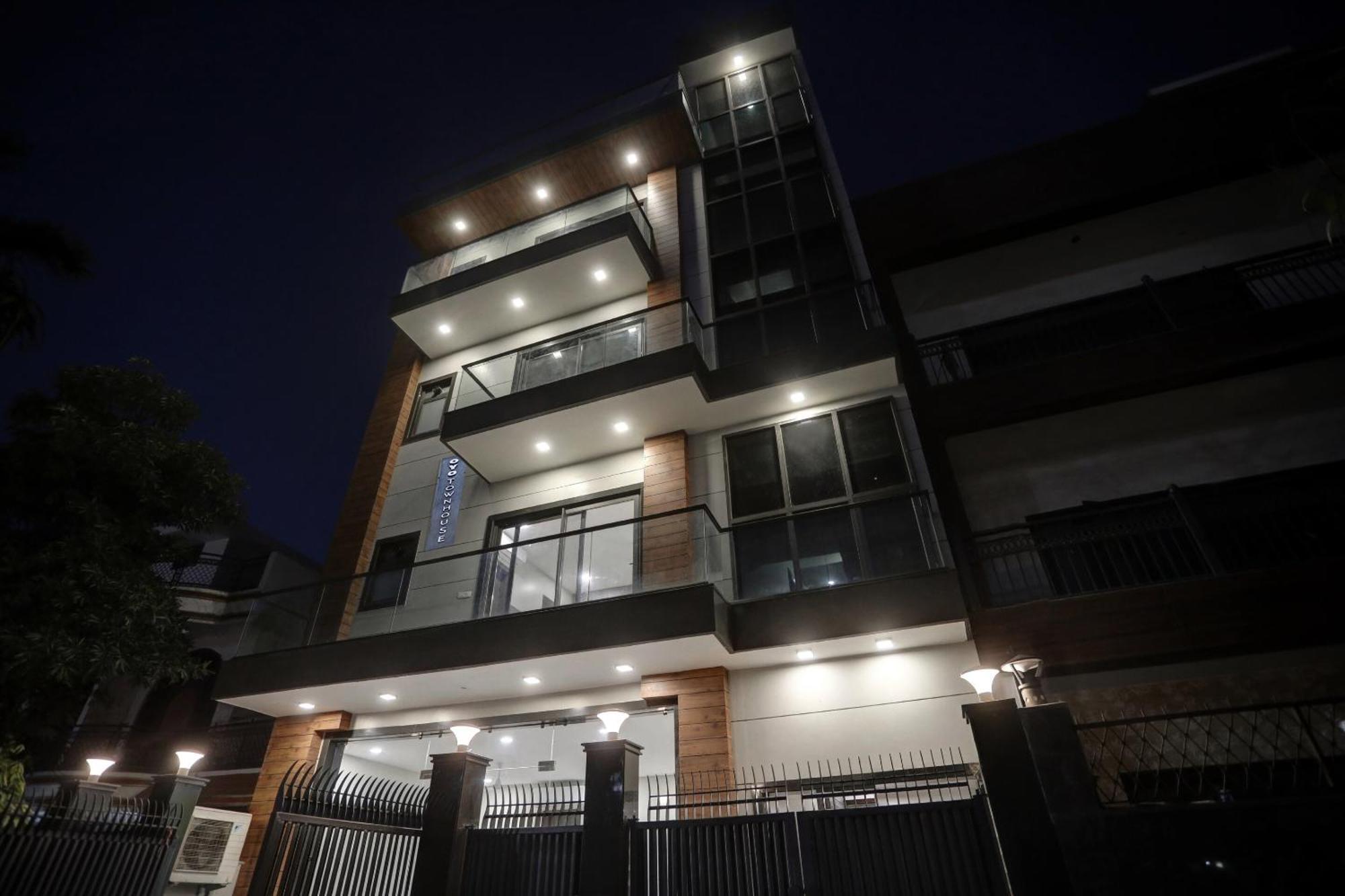 Townhouse Xanthe Hotell Noida Exteriör bild