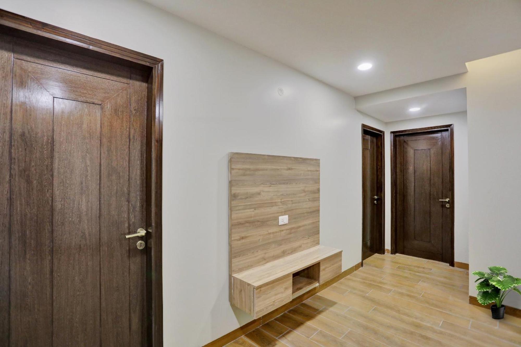 Townhouse Xanthe Hotell Noida Exteriör bild